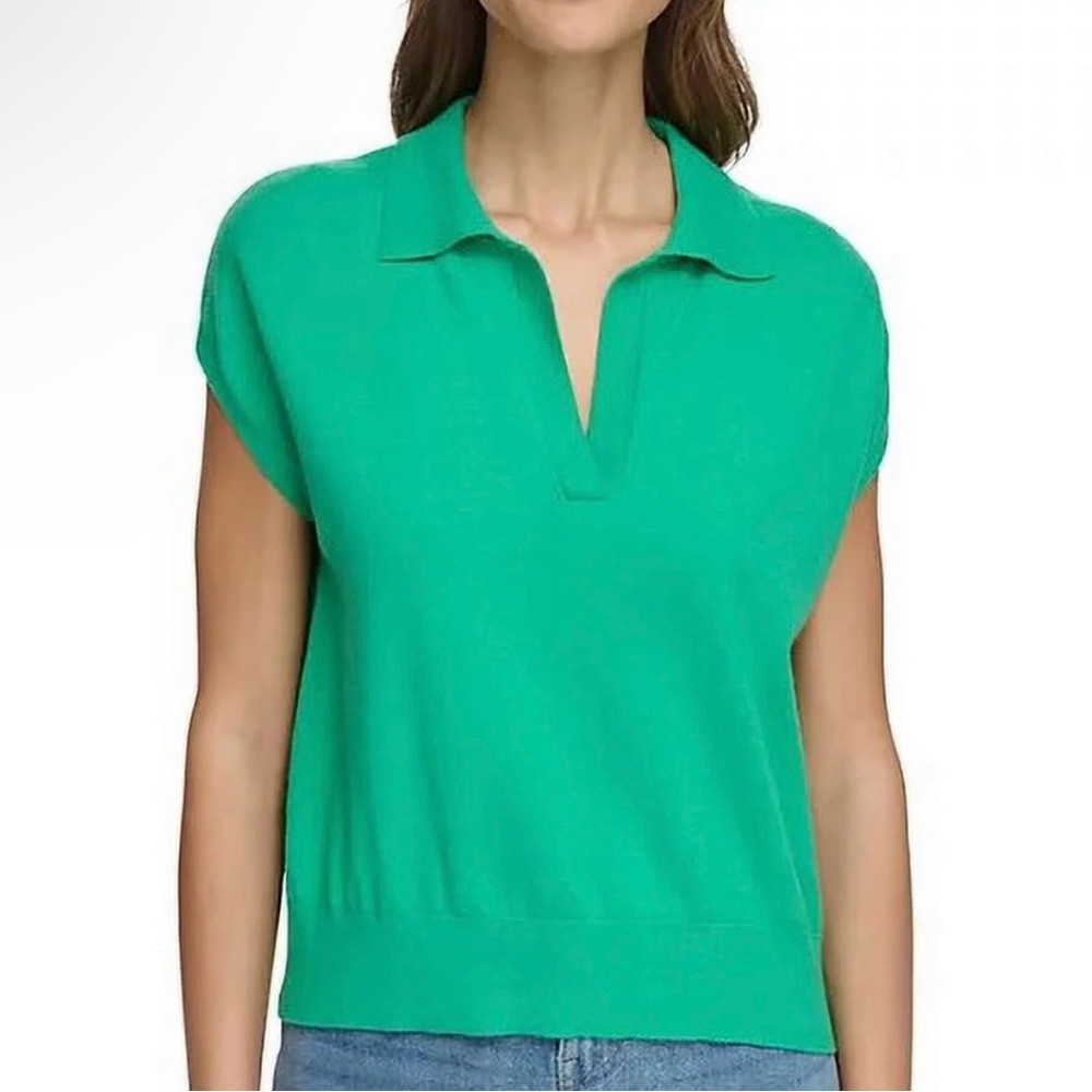 DKNY Green cropped sleeve shirt